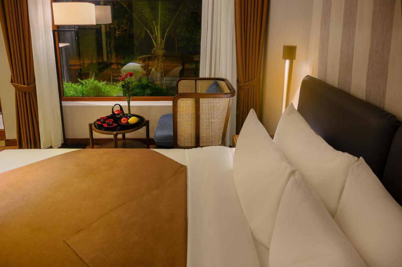 The Blossom Hoi An Ocean Front Hotel & Spa Экстерьер фото