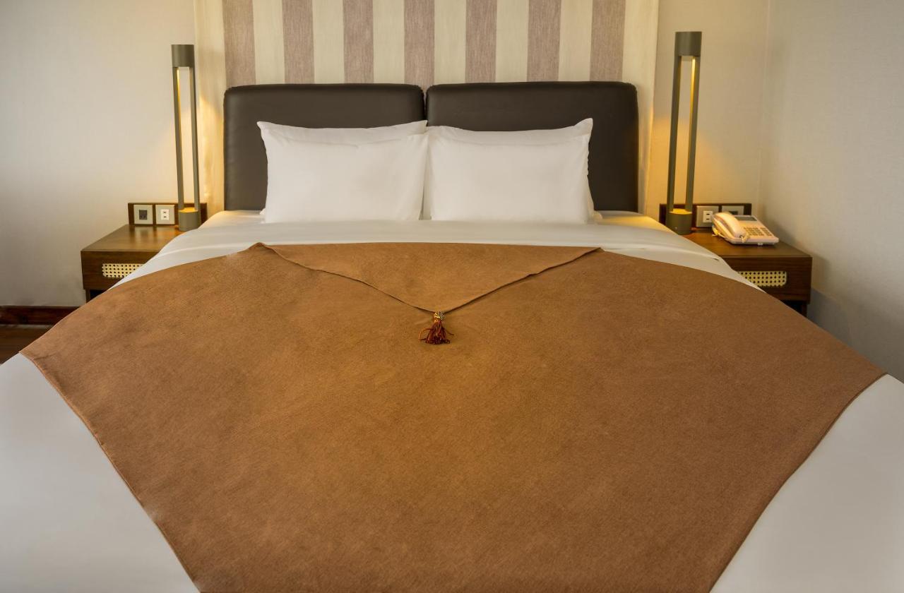 The Blossom Hoi An Ocean Front Hotel & Spa Экстерьер фото